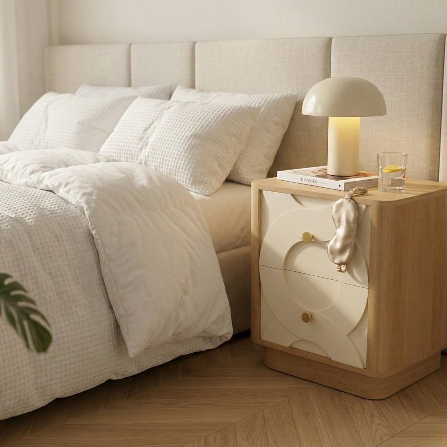Caviro Nightstand